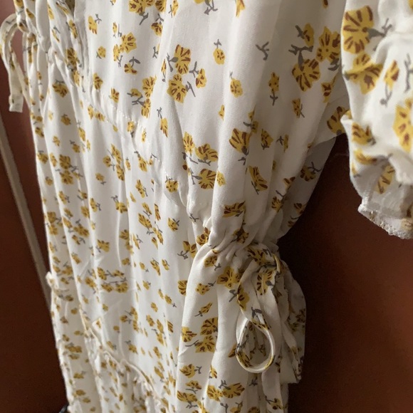 Cinch waist Prairie style cottage core maxi dress - Picture 2 of 3